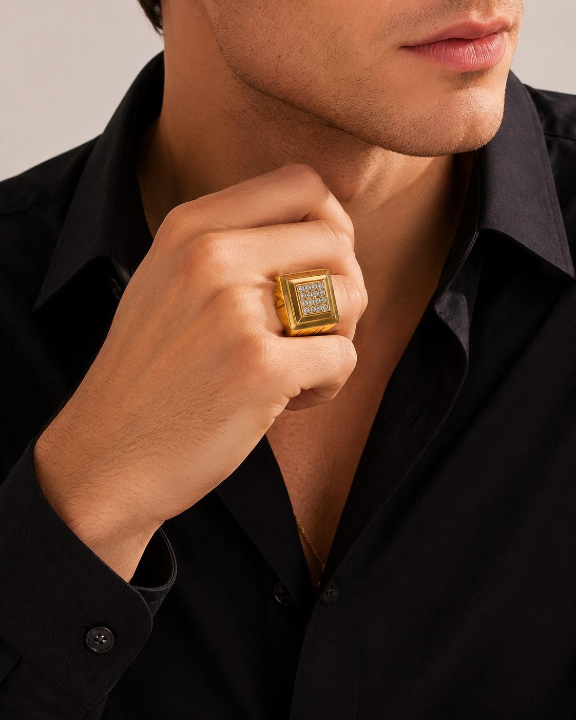 Anillo de hombre 10 kt cuadrado