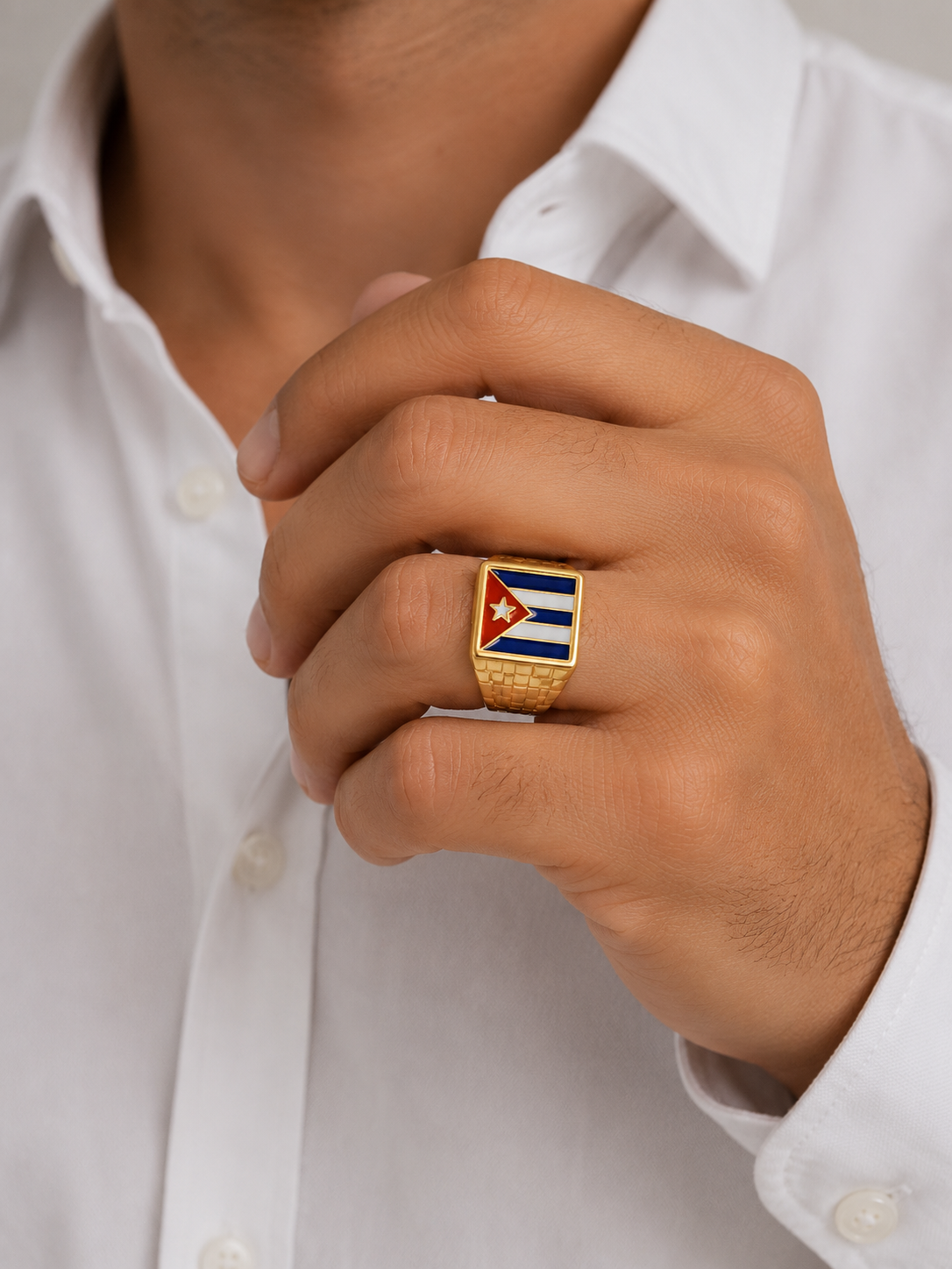 Anillo de hombre con la bandera cubana 10 kt