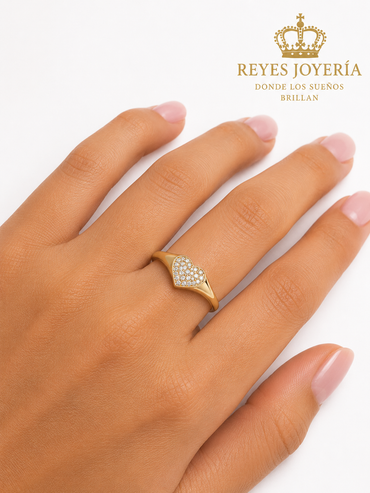 Anillo de mujer con corazon de piedras fino 10 kt